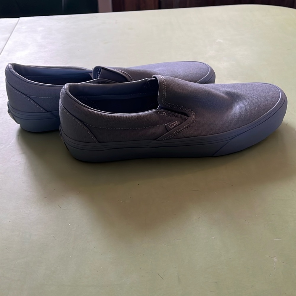 Vans slip on size 9 womens blue
